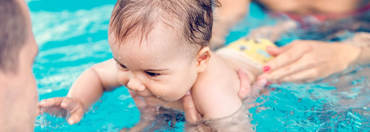 sicherheitstipps-fuer-schwimmen-mit-babys