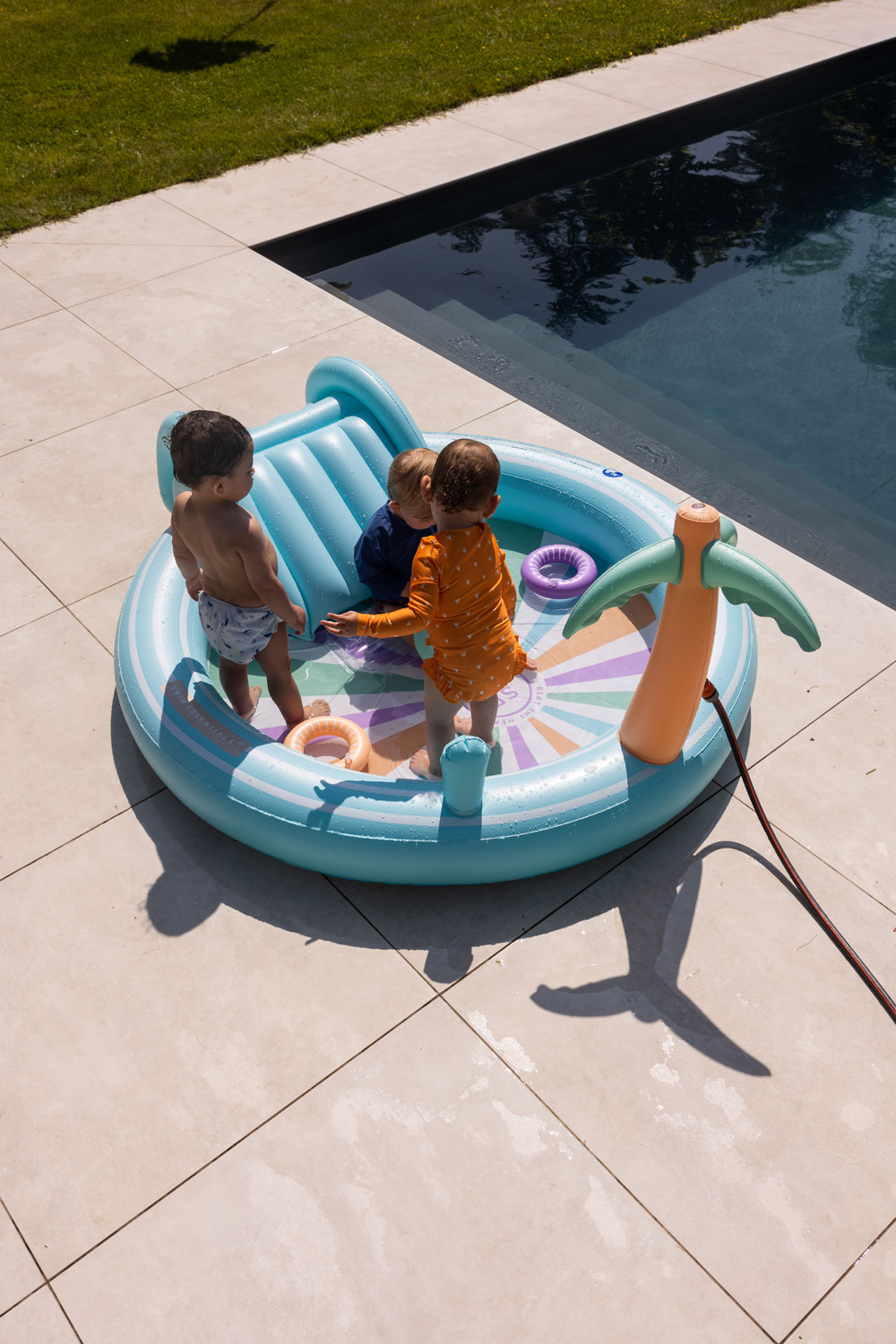 Swim Essentials | Kinderpool 210cm | Hello Sunshine Adventure